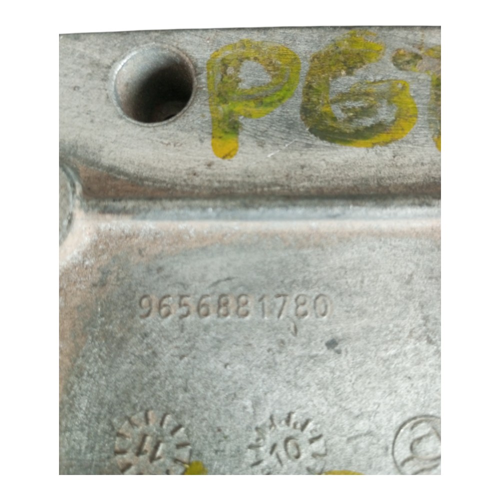 SUPORTE COMPRESSOR AR PEUGEOT 206 207 C3 1.4 8V 2003 À 2012. 3