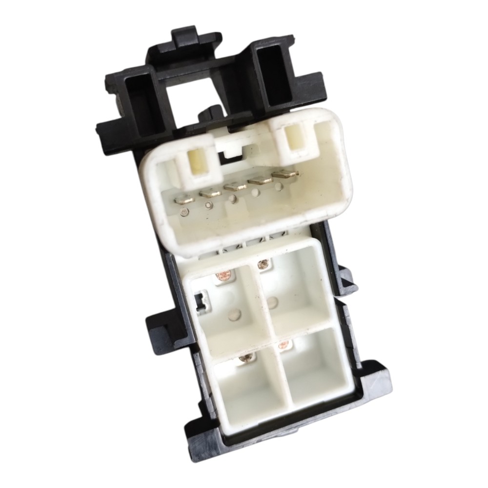 Botão Elevador Porta Traseira Esq. Toyota Etios 2013 À 2021. 5