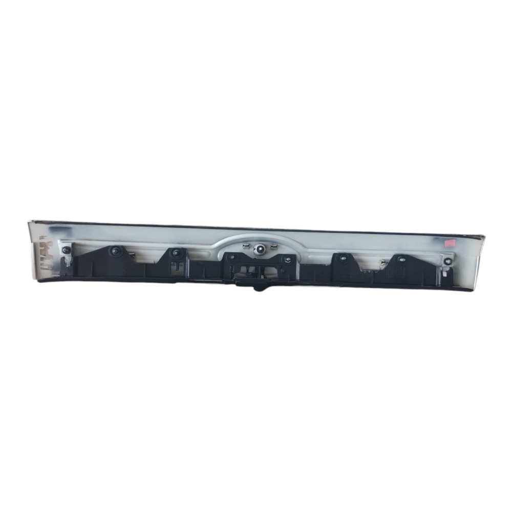 Aplique Friso Tampa Da Mala C Câmera De Re Ford Edge 3.5 V6. Branco 3