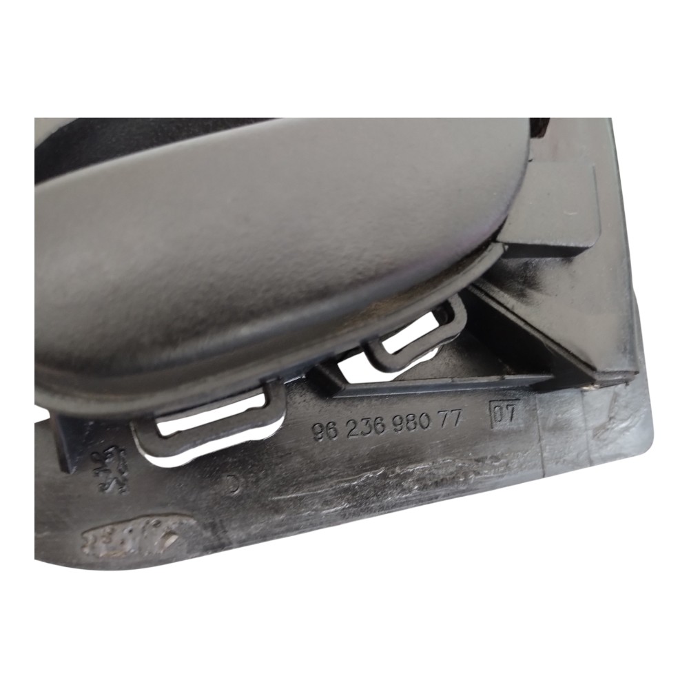Maçaneta Interna Traseira Direita Peugeot 207 2008 À 2012. Preto Traseira 3