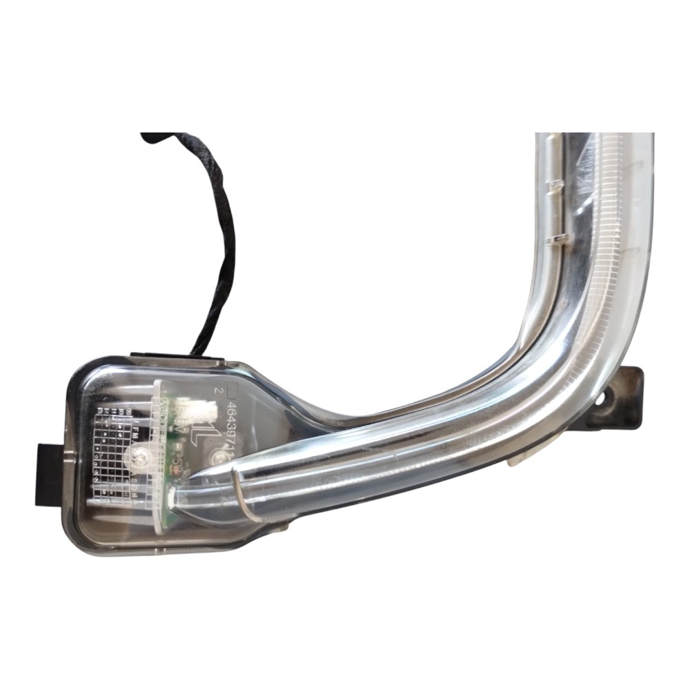 Farol Led Para-choque Direito Citroen C4 Lounge 2014 À 2019 Direito/passageiro 4