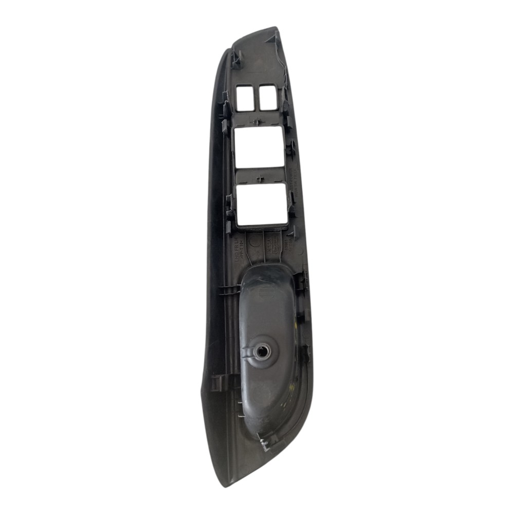Moldura Dos Botões Porta Diant. Esq. Nissan Versa 13 À 19. Preto 3