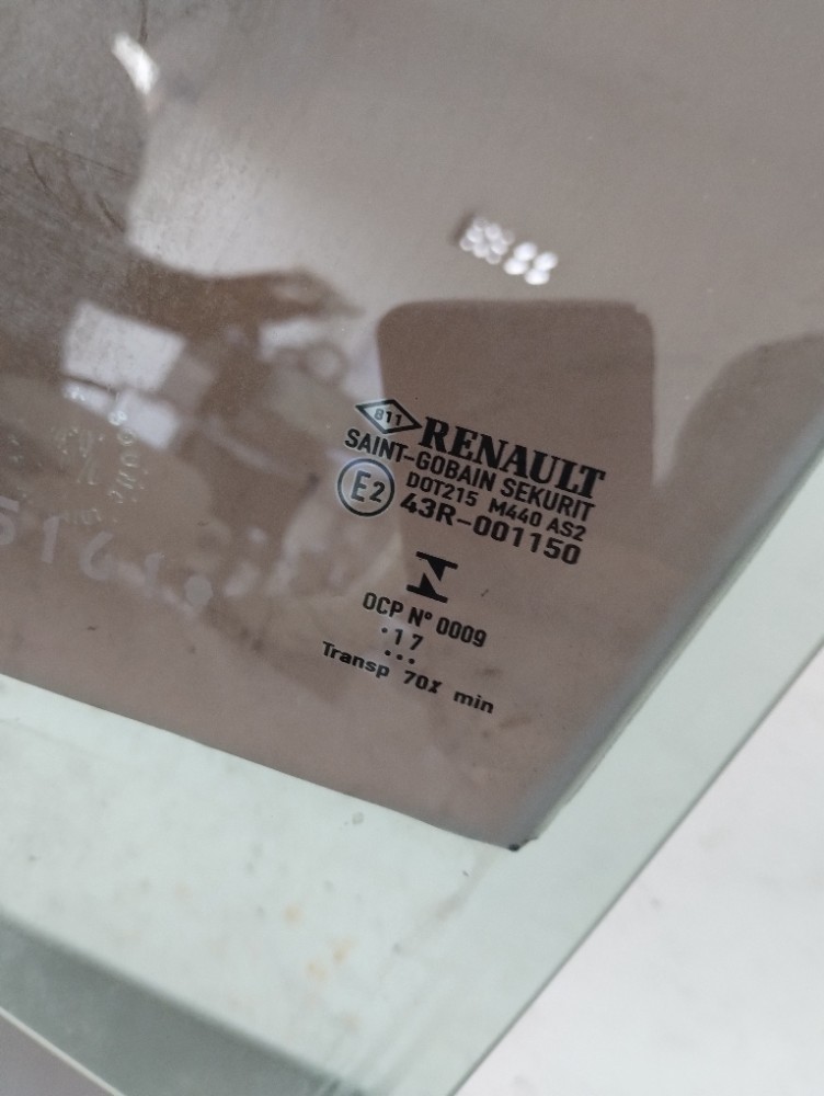 Vidro da Porta Dianteira Esquerda Renault Sandero 14 à 20. 3