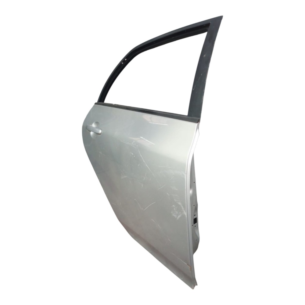 Porta Traseira Direita Toyota Corolla 2010 Á 2014. Traseira Direita Prata 7