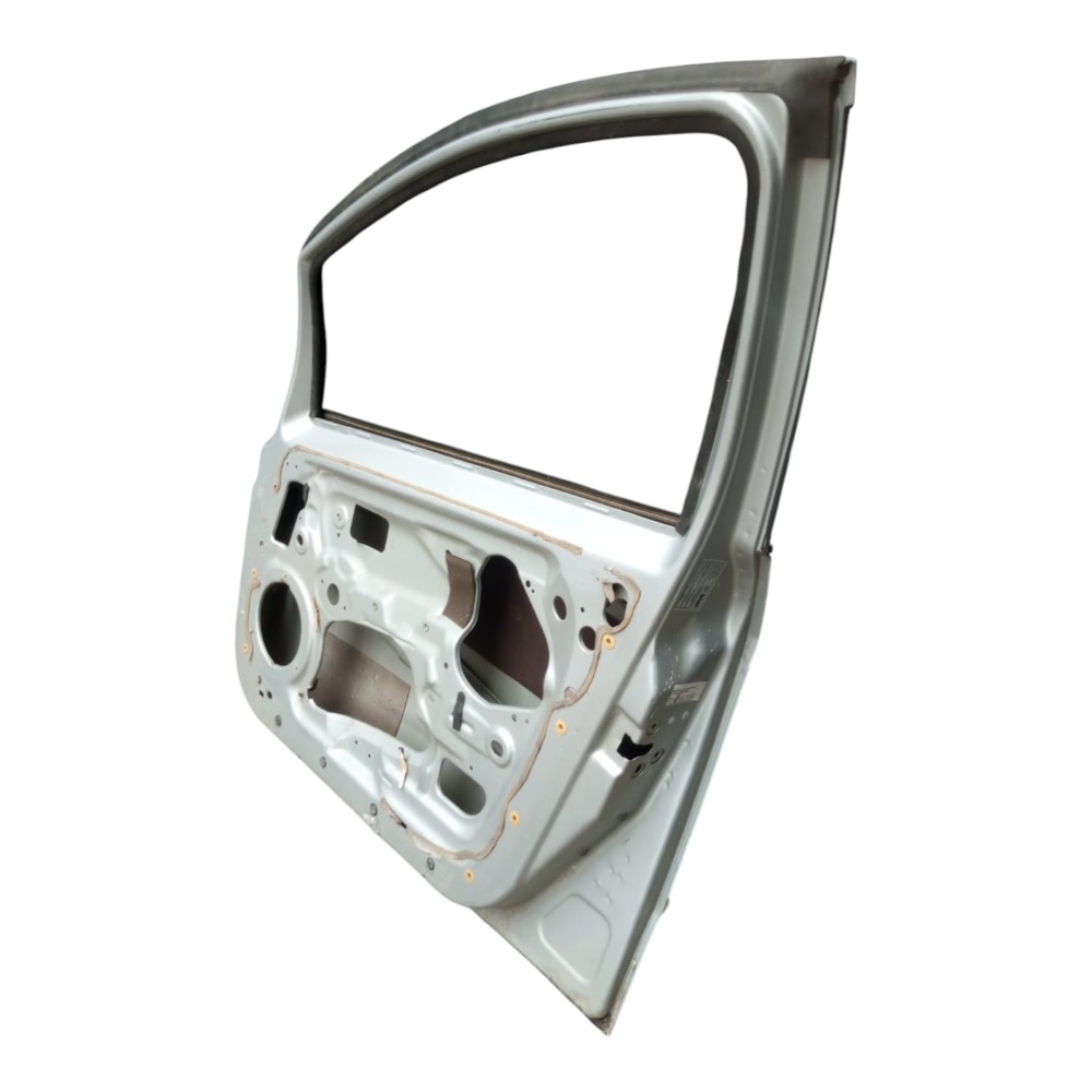 PORTA DIANTEIRA DIREITA FIAT LINEA 2008 À 2012. 4