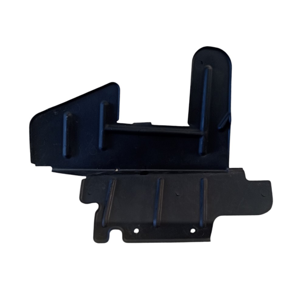 Defletor Radiador Lado Direito Nissan Sentra 2007 À 2012.