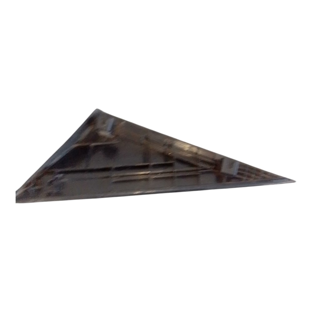 Moldura Retrovisor Direito Hb20 2013 À 2019. 1