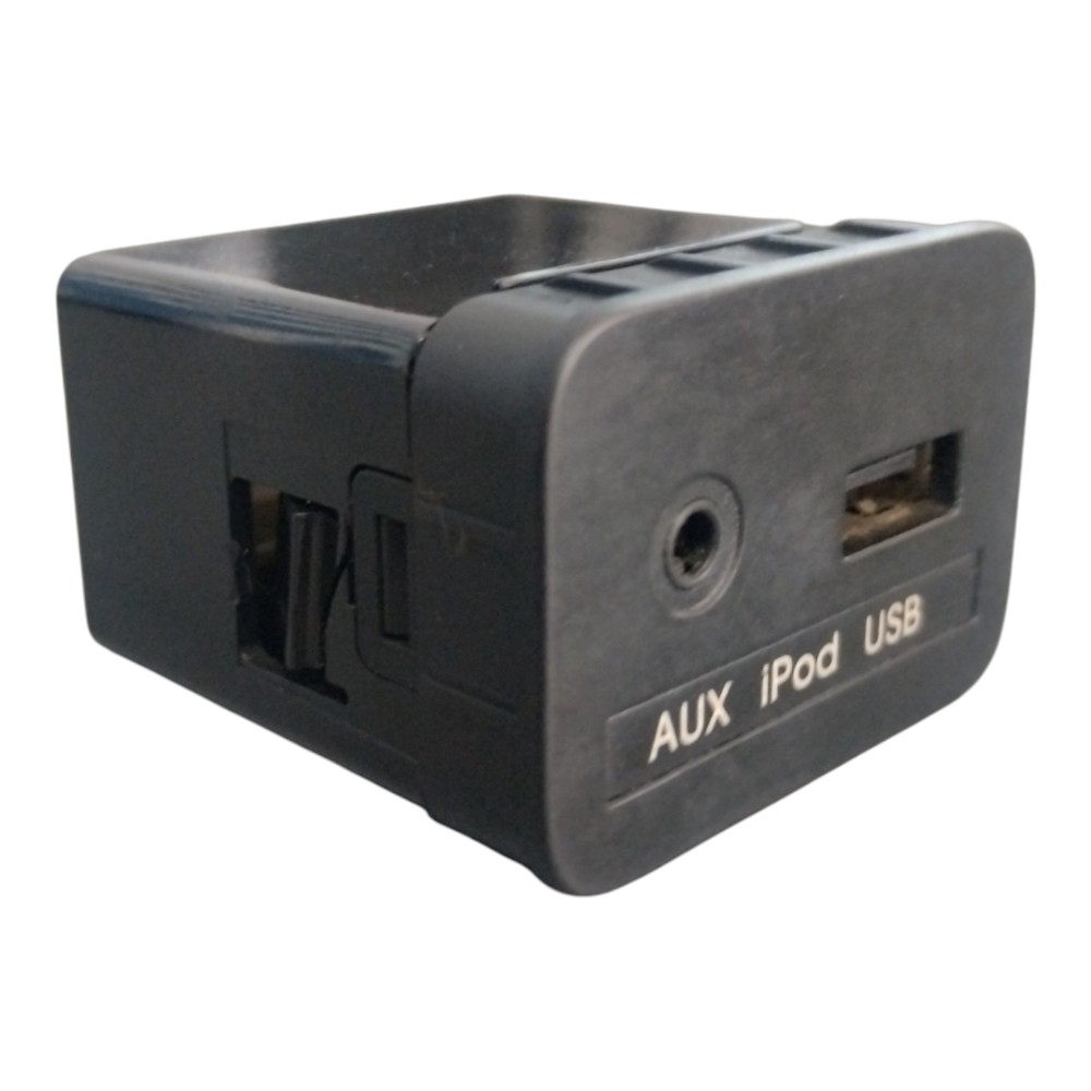Botão Entrada Usb Auxiliar Kia Sportage 2011 À 2016. 3