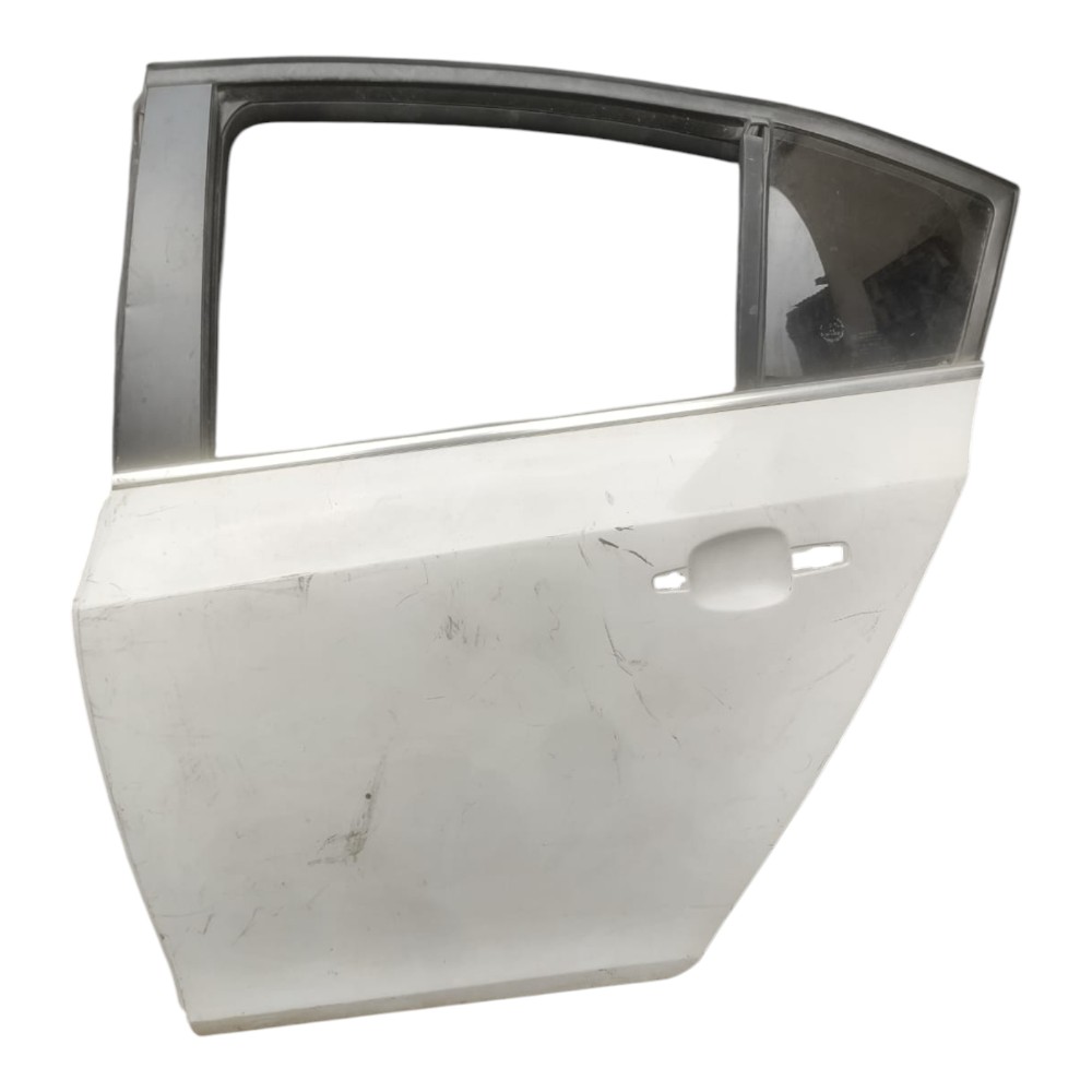 PORTA TRASEIRA ESQUERDA GM CRUZE SEDAN 2012 À 2016. 1