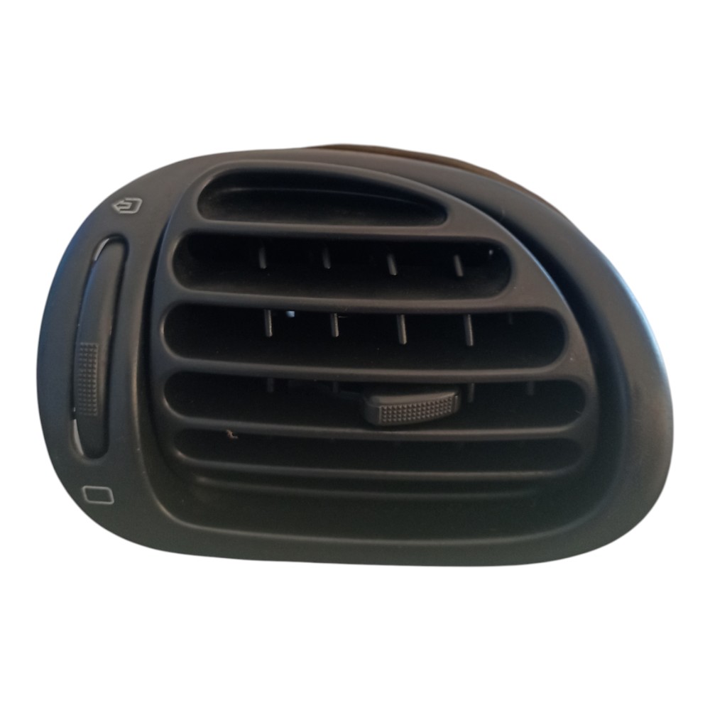 Difusor de ar lado esquerdo peugeot 206 1999 a 2009.