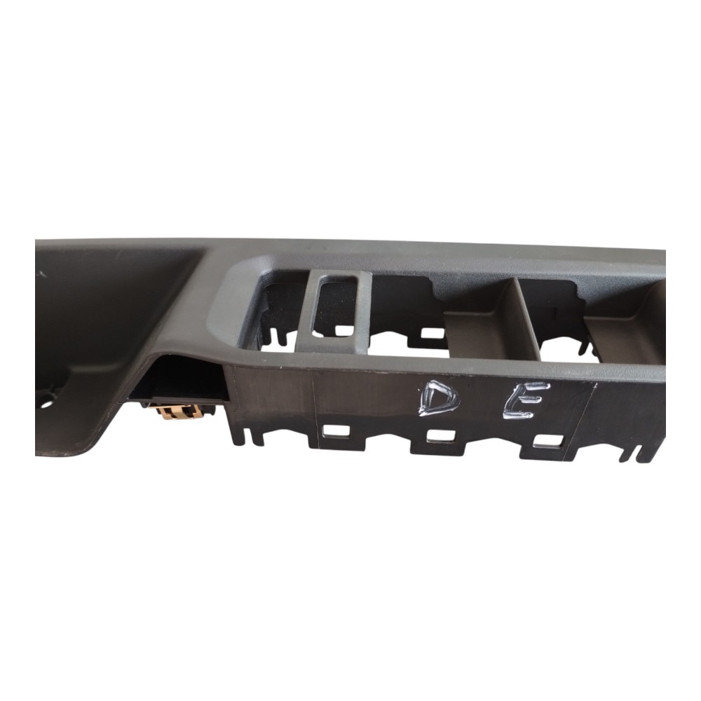 Moldura Botão Comando Dianteiro Esquerdo Jeep Compass 21/26. 5