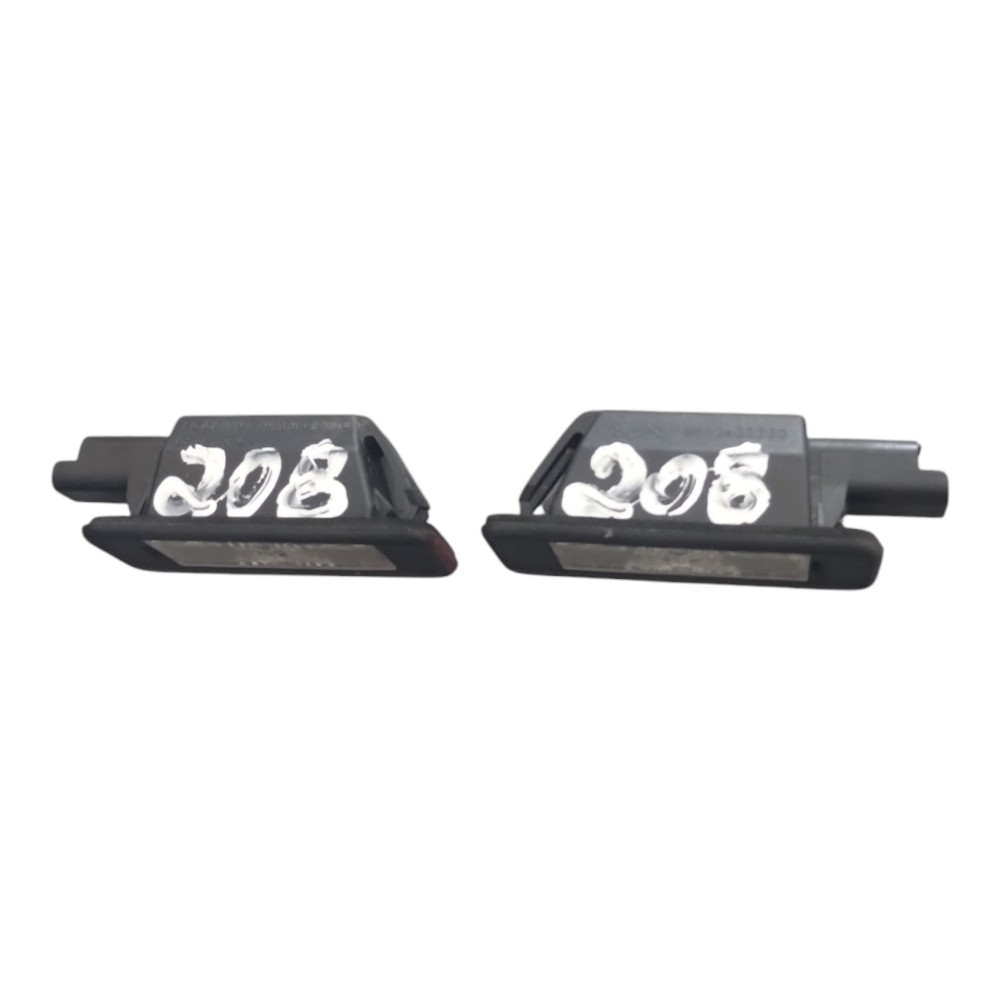 Lanterna Da Placa Peugeot 208 2014 À 2019. 2