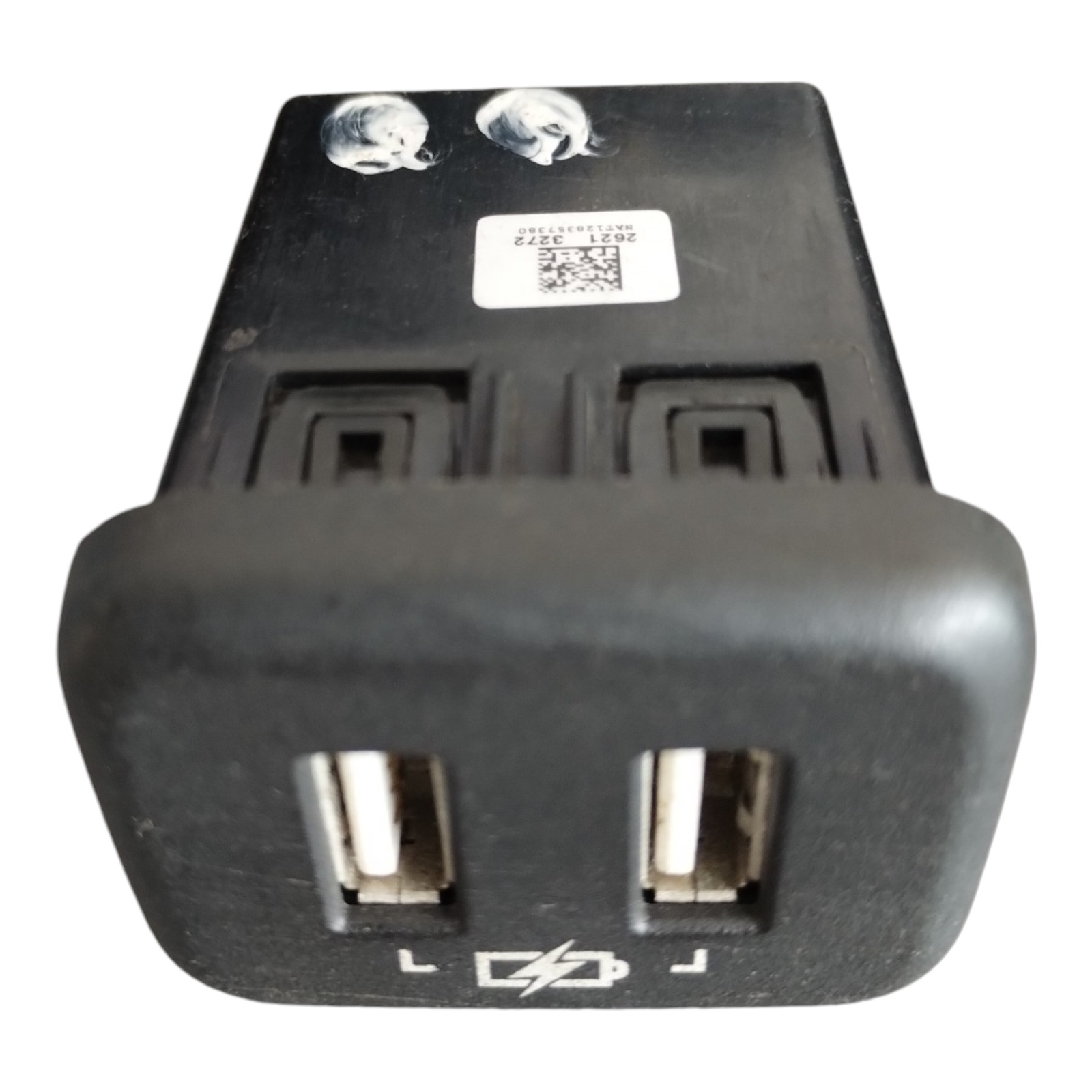 Tomada Usb Dupla Traseira Gm Onix.