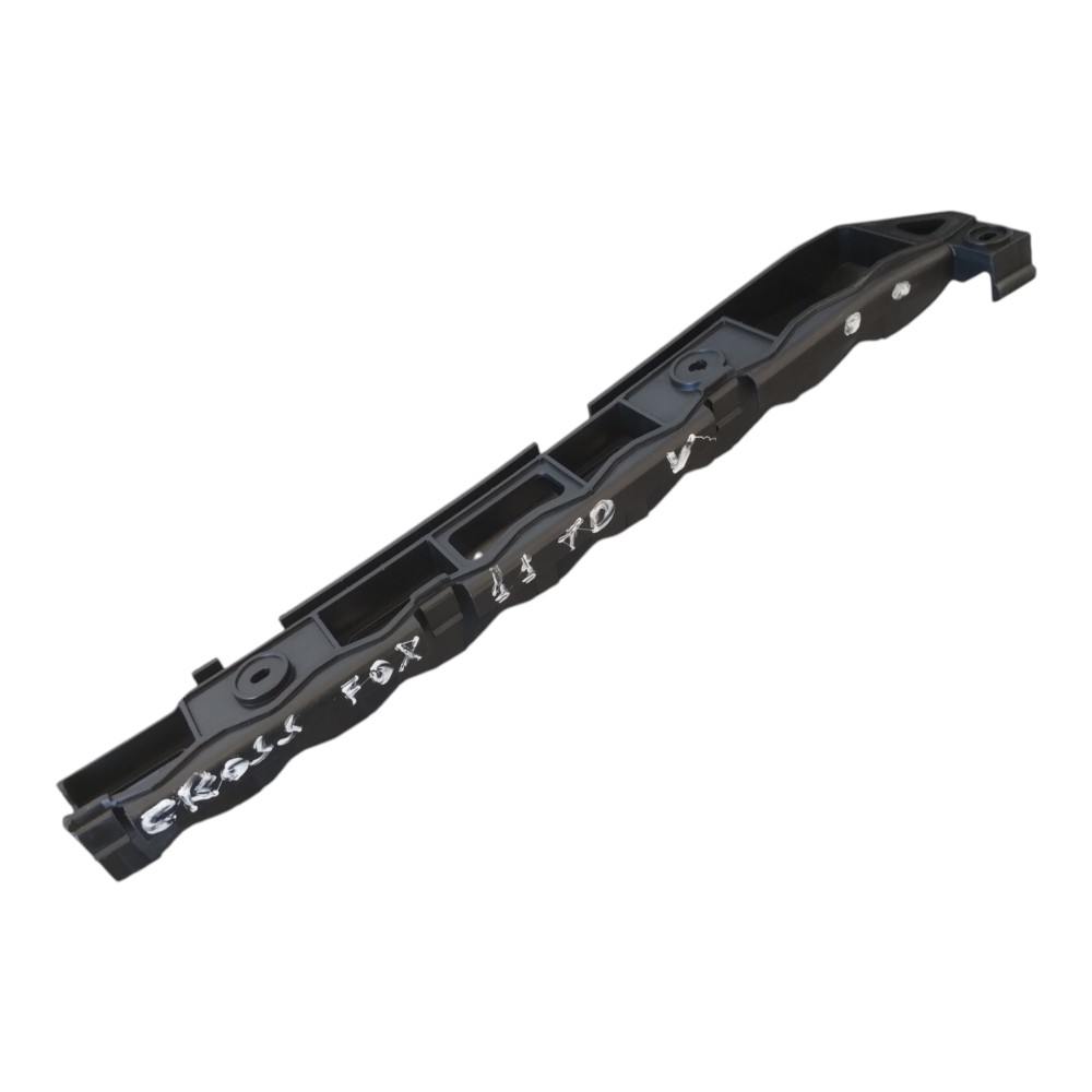 Guia Para-choque Traseiro Direito Vw CrossFox 2010 à 2014. 2
