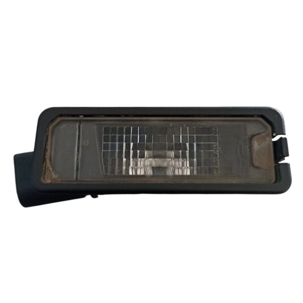 LUZ DE PLACA VOLKSWAGEN POLO 2017 Á 2025.