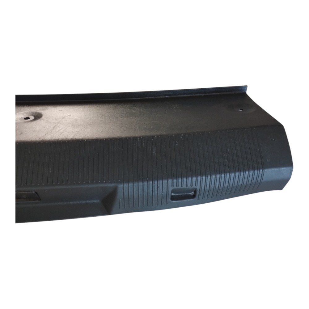 Soleira Interna Porta-malas Citroen C4 Lounge Pallas. Preto 7