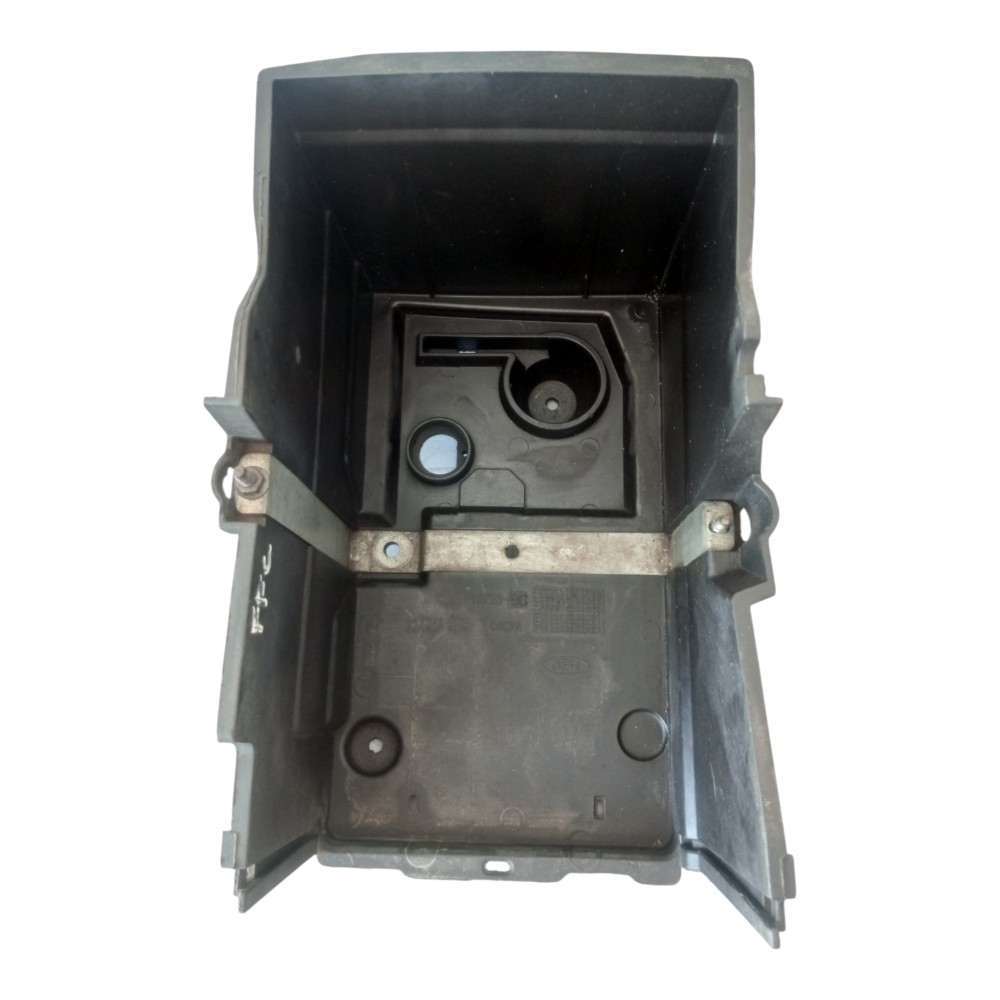 CAIXA BATERIA FORD FOCUS 2009 À 2014.