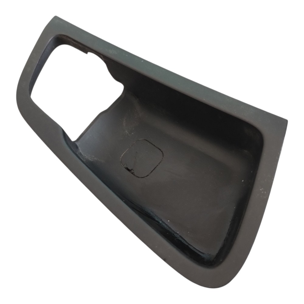 Moldura Interna Traseira Direita Hyundai I30 2008 À 2012. Preto 4