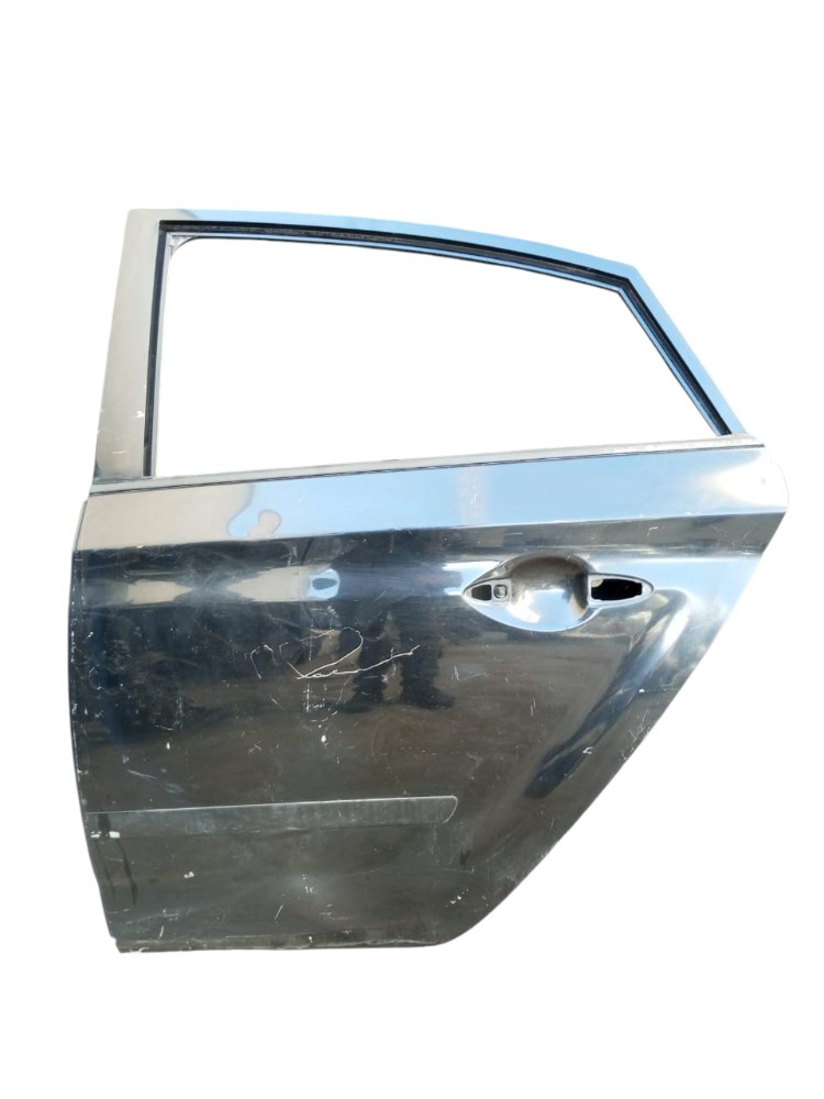 PORTA TRASEIRA ESQUERDA HYUNDAI HB20 SEDAN 2013 À 2019. 4