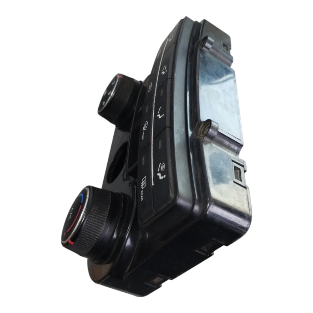 Comando ar condicionado hyundai i30 2009 a 2012. 2