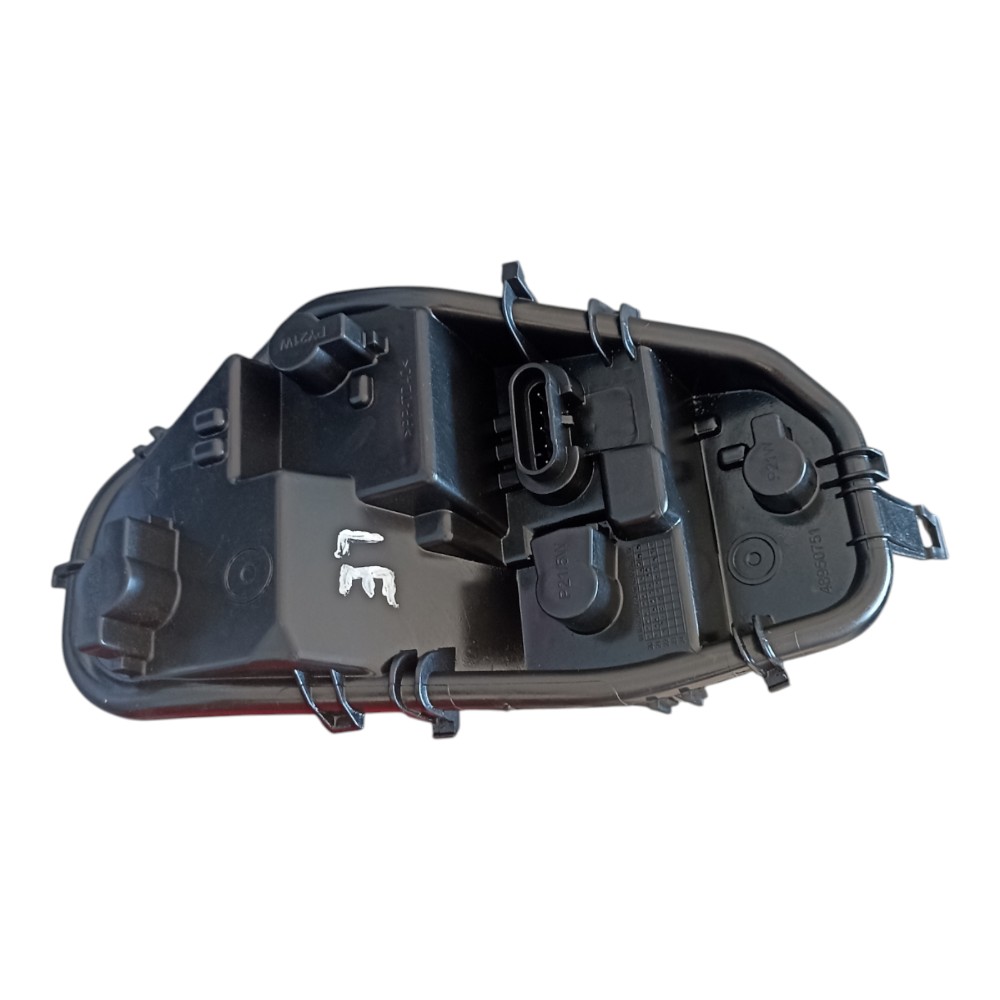 Circuito Lanterna Esq. Fiat Mobi Trekking 2016 A 2024. Esquerdo/motorista 4