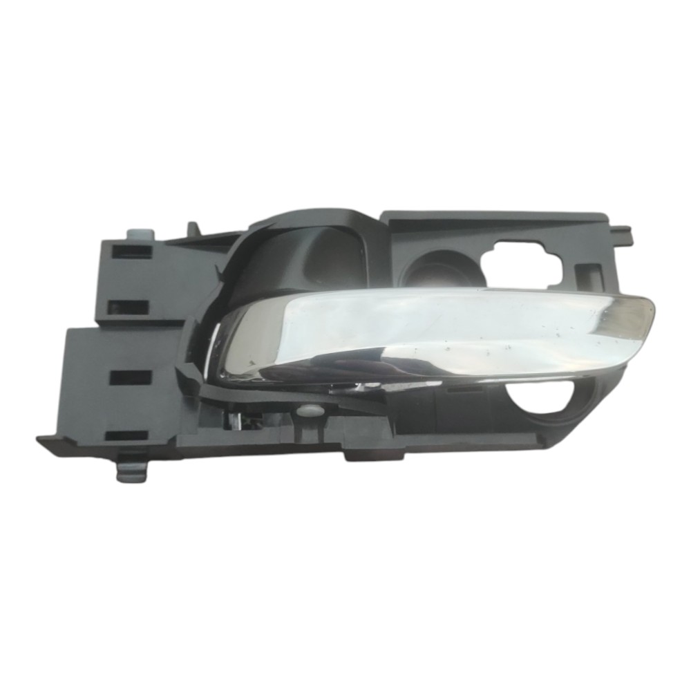 Maçaneta Interna Dianteira Esquerda Honda Hrv 2016 À 2019. – Cromada – Dianteira 3