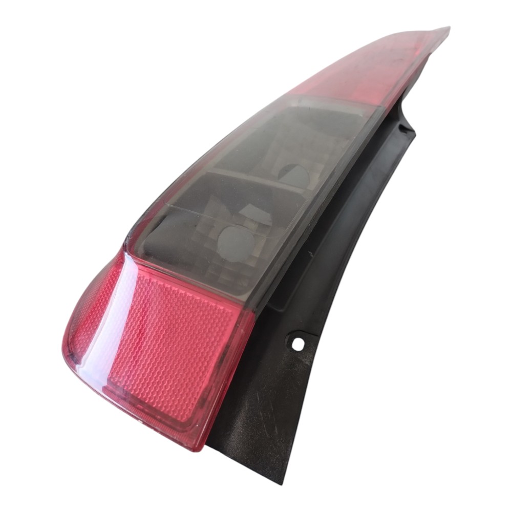 Lanterna Traseira Esquerda Ford Fiesta Hatch 2008 à 2014. 2