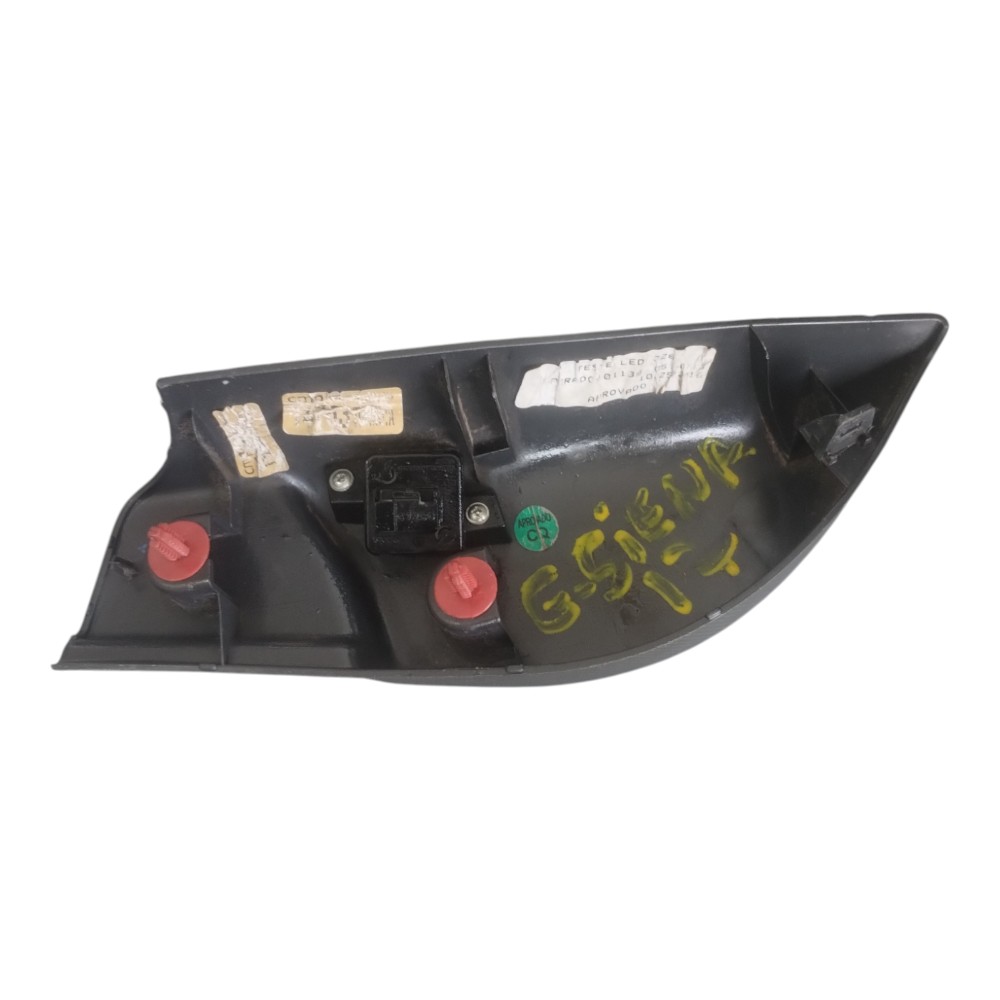 MOLDURA RETROVISOR DIREITO FIAT GRAND SIENA PALIO 12 À 21. 2