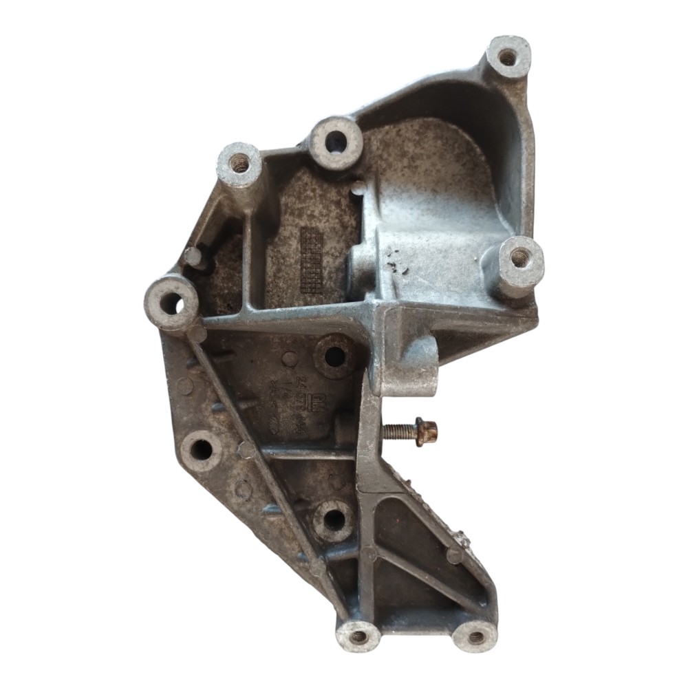 Suporte Do Compressor Do Ar Condicionado Onix 2014 A 2019.