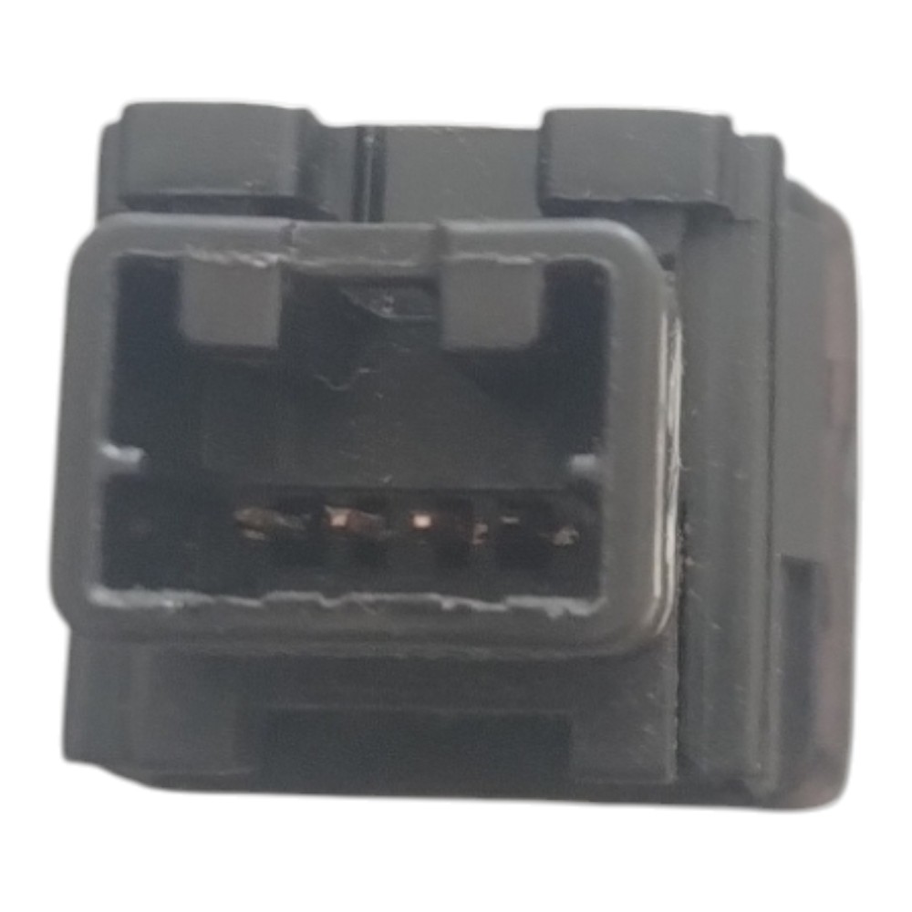 Botão Pisca Alerta Nissan March 2012  À 2019. 4