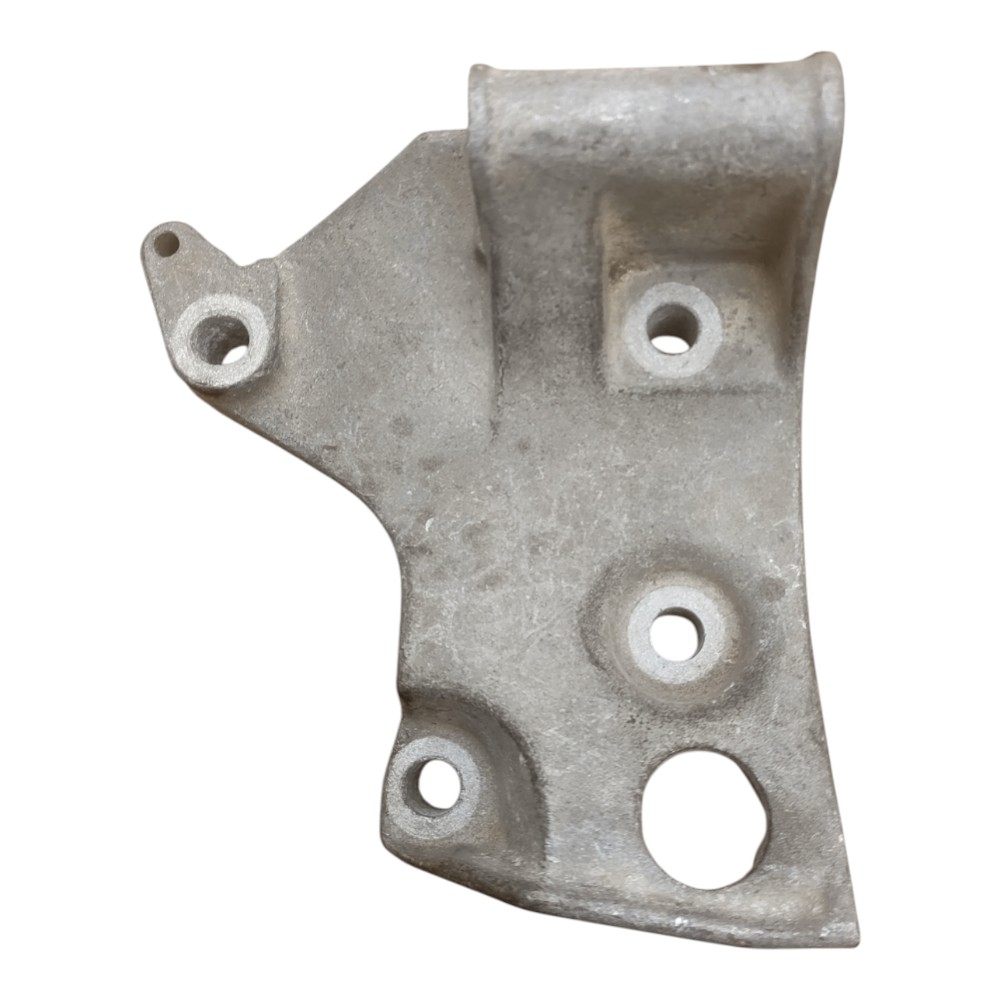 Suporte Do Alternador Renault Clio Sandero Logan 1.0 16v.