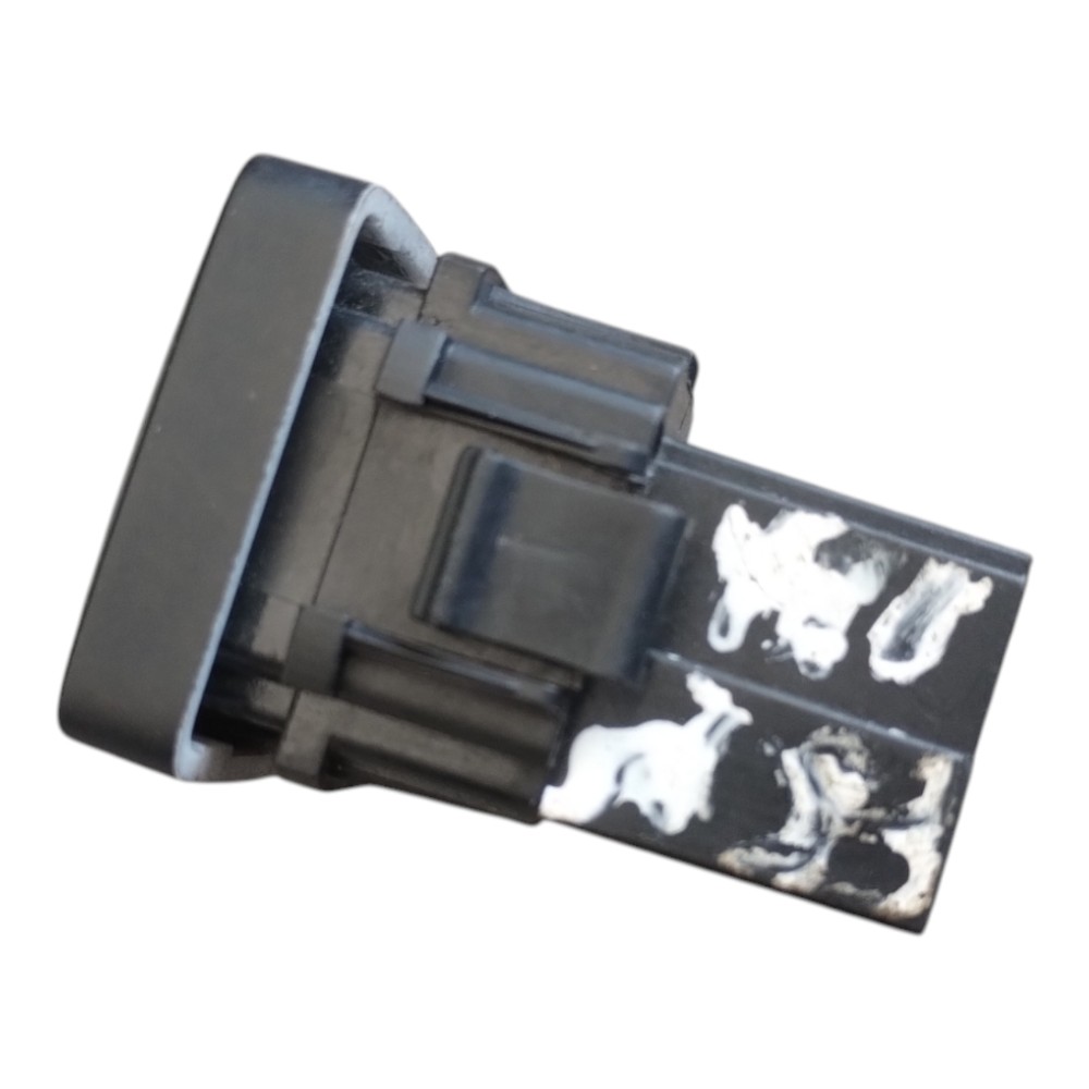 Botão Abertura Porta Malas Ford Fusion 2014 À 2019. – Preto 6
