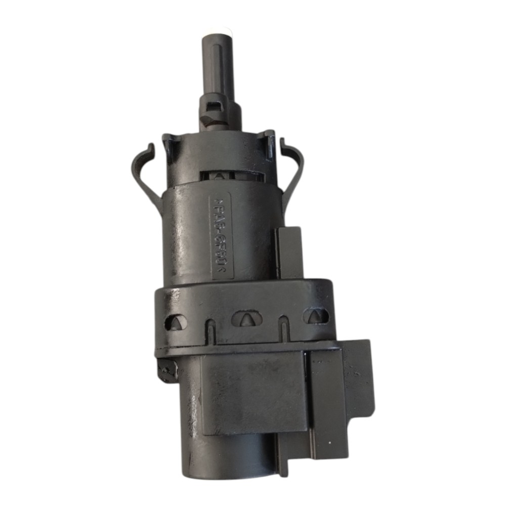 Interruptor Luz De Freio Ford Ecosport Ka Fiesta Focus Sigma