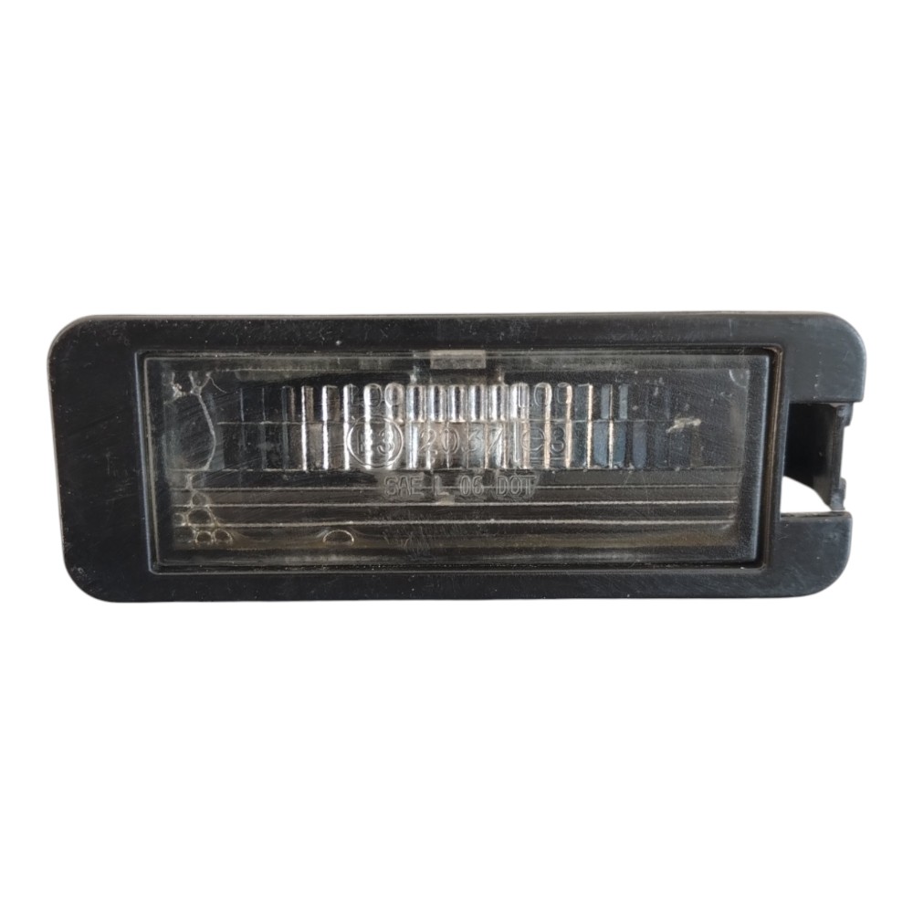 Luz de Placa Volkswagen Gol G3 G4 Fox Saveiro Golf Polo.