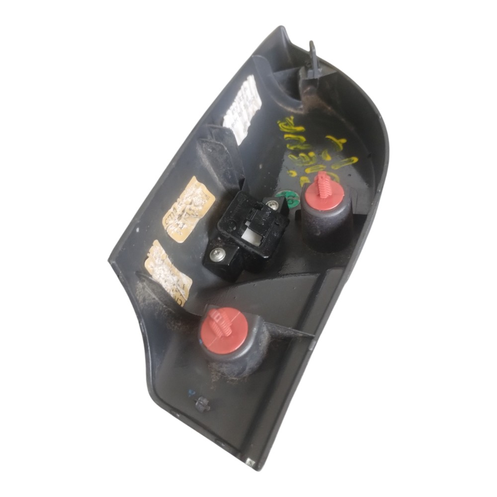 MOLDURA RETROVISOR DIREITO FIAT GRAND SIENA PALIO 12 À 21. 4