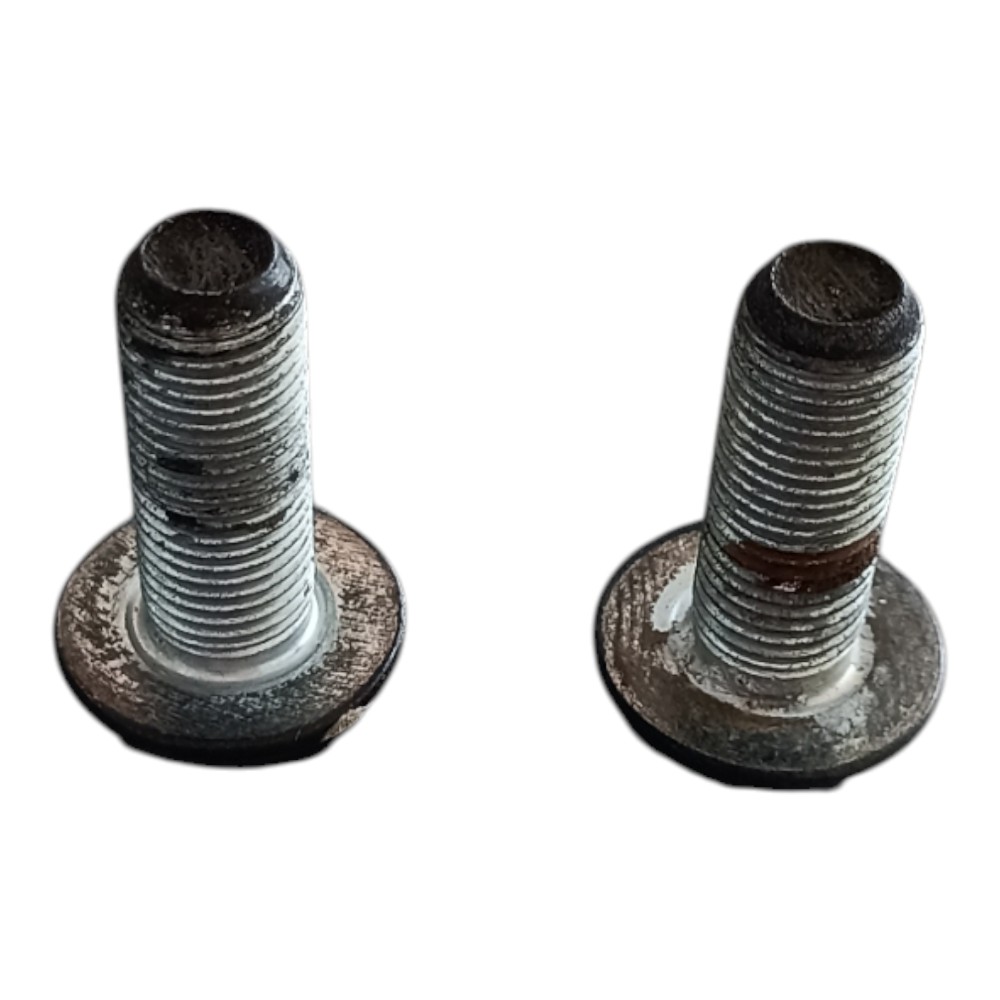 Parafusos Fixação Pinça Dianteira Nissan Versa 2013 À 2019. 2