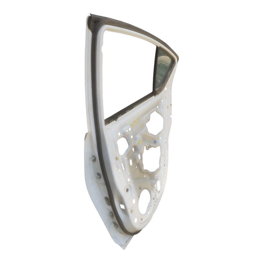 Porta Traseira Direita Nissan Versa 2012 À 2019. Traseira Direita Branco 6