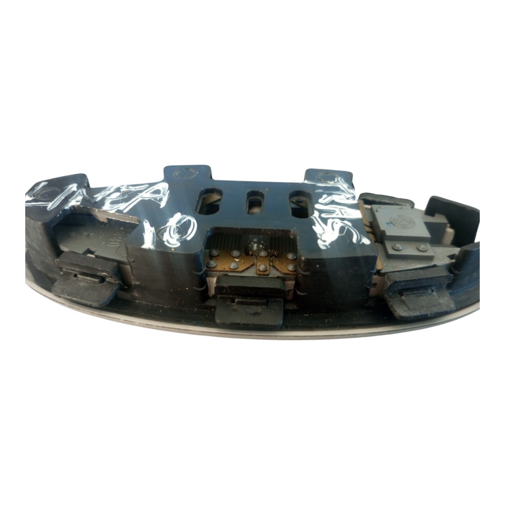 Luz Traseira Do Teto Fiat Linea 2008 À 2013. 1