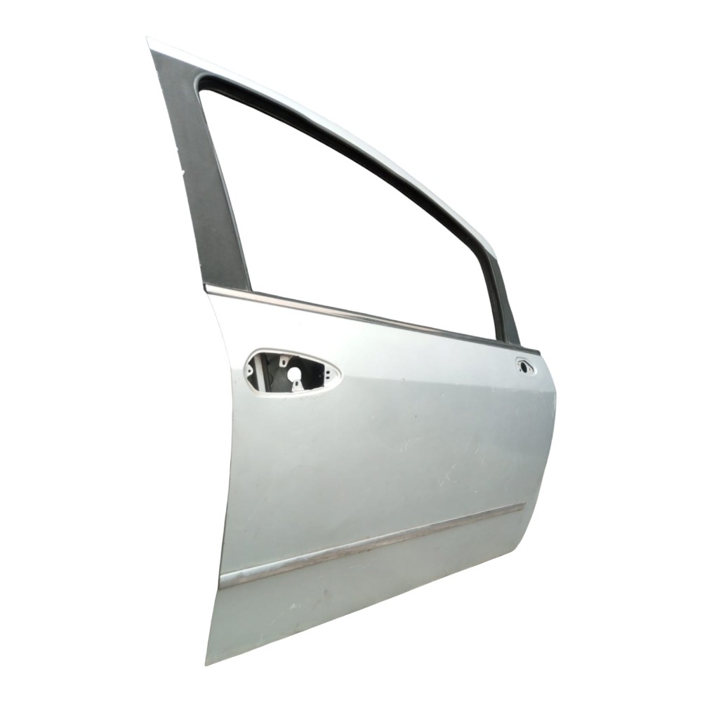 PORTA DIANTEIRA DIREITA FIAT LINEA 2008 À 2012. 5