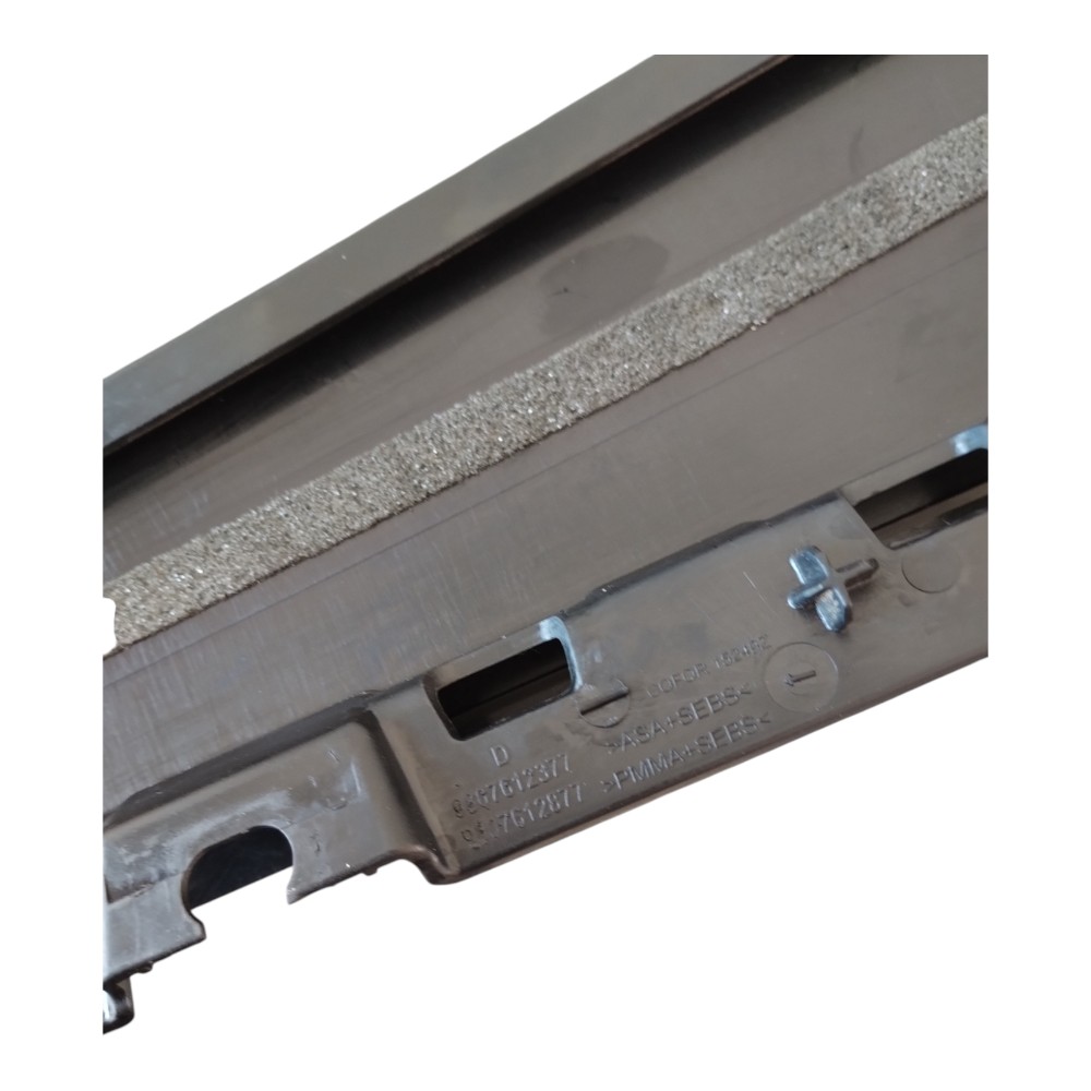 Aplique Externo Porta Dianteira Direita Peugeot 208 13 À 19. Preto 3