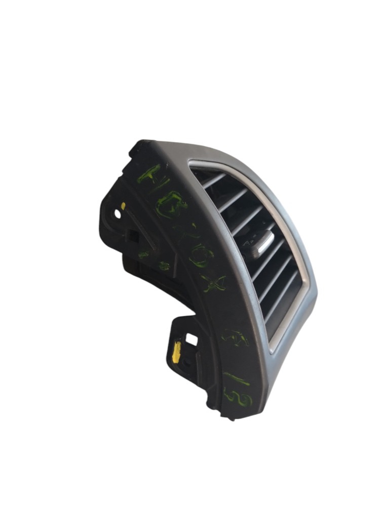 Difusor Ar Esquerdo Lado Hyundai Hb20x 2012 A 2019. 2