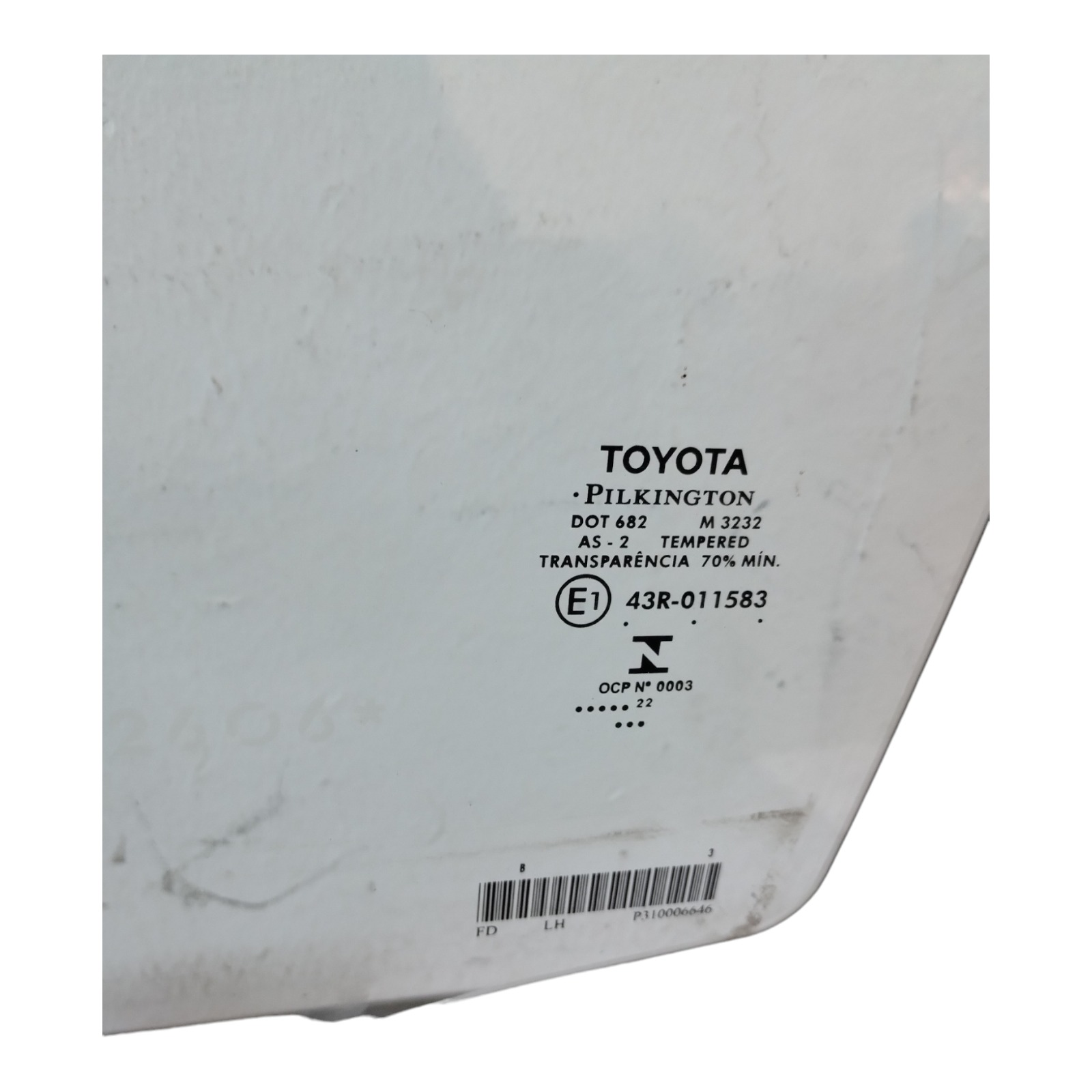 VIDRO DA PORTA DIANTEIRA ESQUERDA TOYOTA YARIS XS. 2