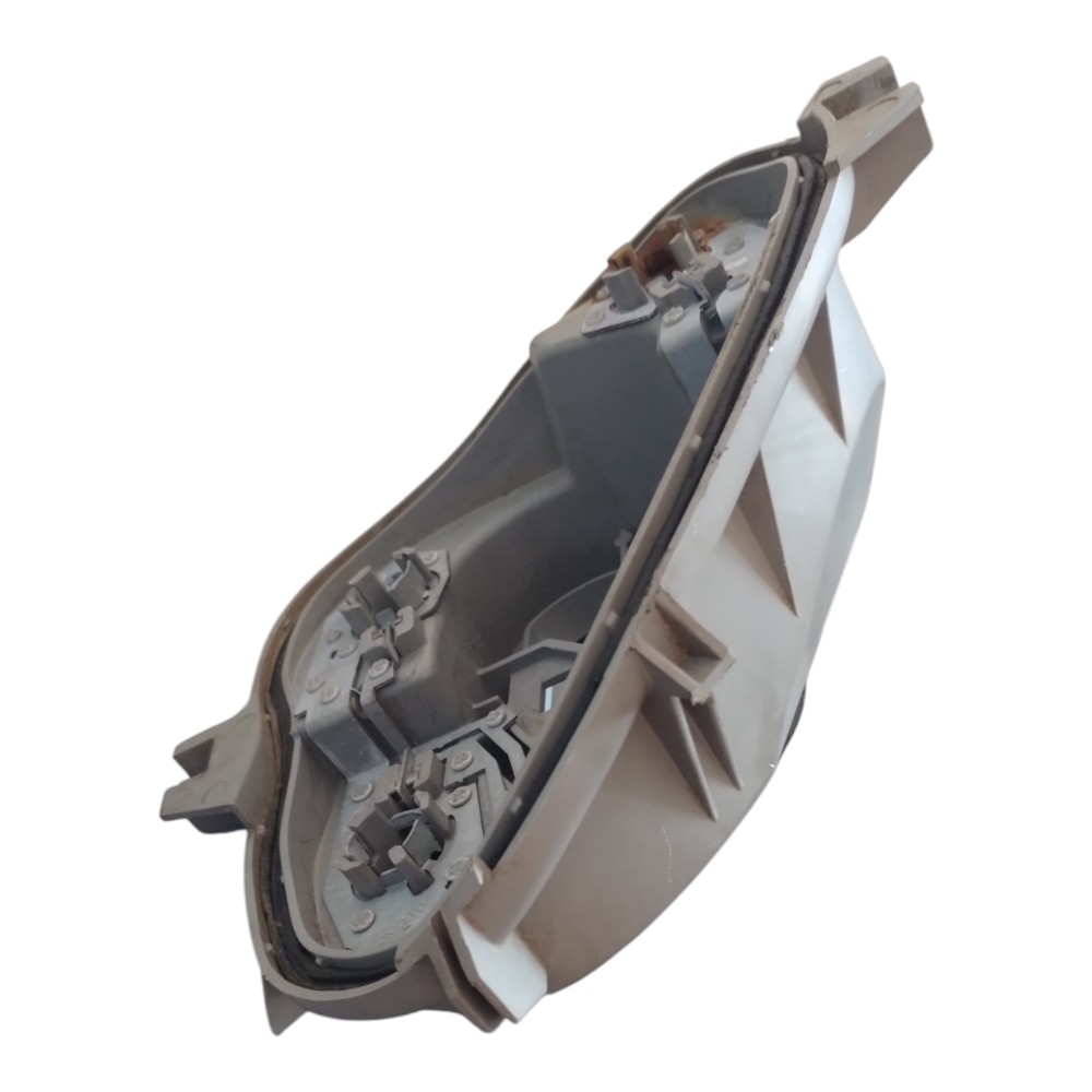 Circuito Soquete Lanterna Traseiro Peugeot 208 2013 A 2019. 3