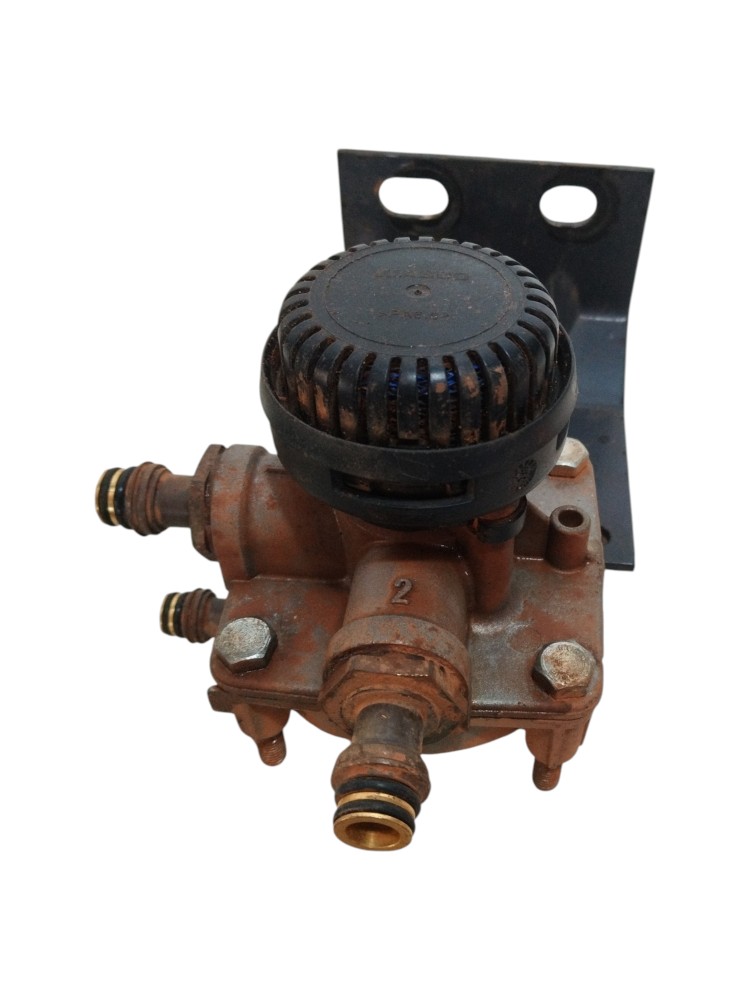 Válvula Relé Com Suporte Volvo Vm330 2021 22984186 20510313 2