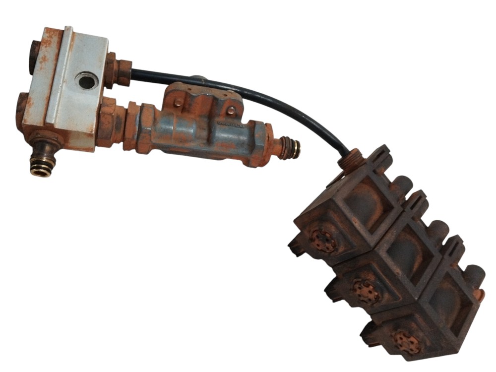 Caixa Válvula Pressão Ar Volvo Vm330 2021 2343993 20375788 2