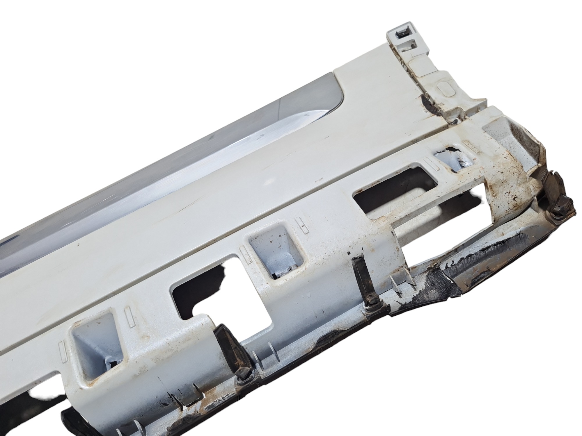 Base Friso Porta Traseira Esquerdo Chery Tiggo 8 22 Detalhe 2