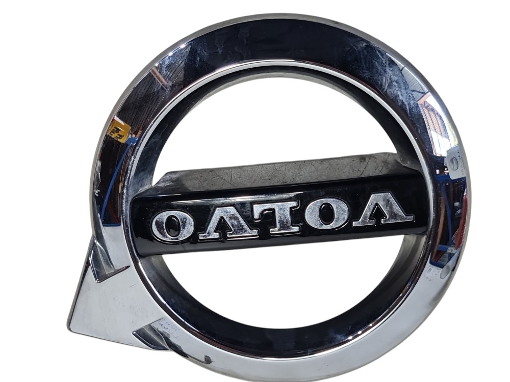 Emblema grade Volvo XC40 T5 2020 31833923 ORIGINAL 4