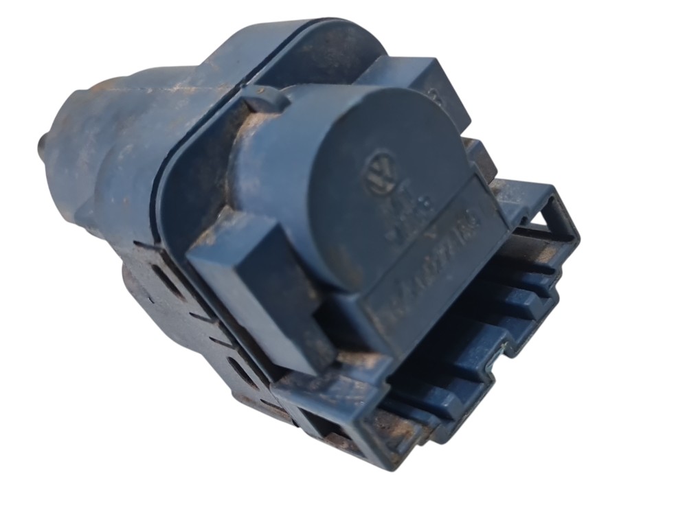 Interruptor Pedal Embreagem Vw Amarki Fox 2016 6q0827189 7