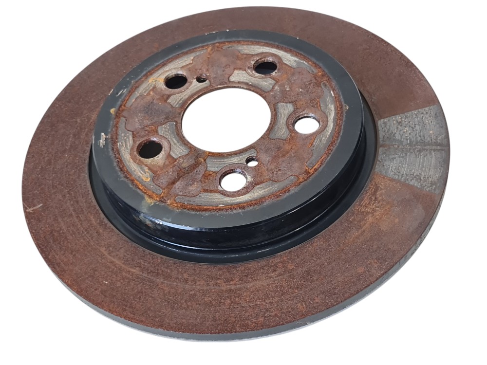 Disco de freio traseiro Toyota Corolla GRS 2024 ORIGINAL 4