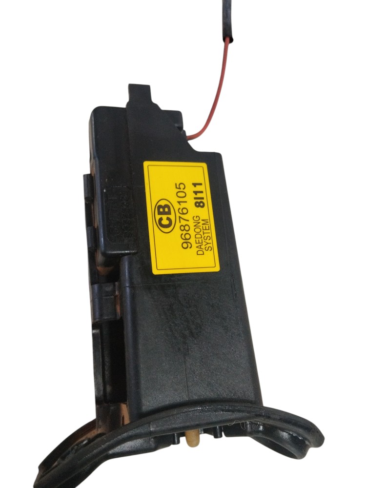 Trava Da Portinhola Do Tanque Chevrolet Captiva 2009 A 2015 2